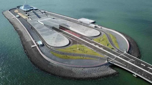 Hong Kong – Zhuhai – Macau Bridge tunnel