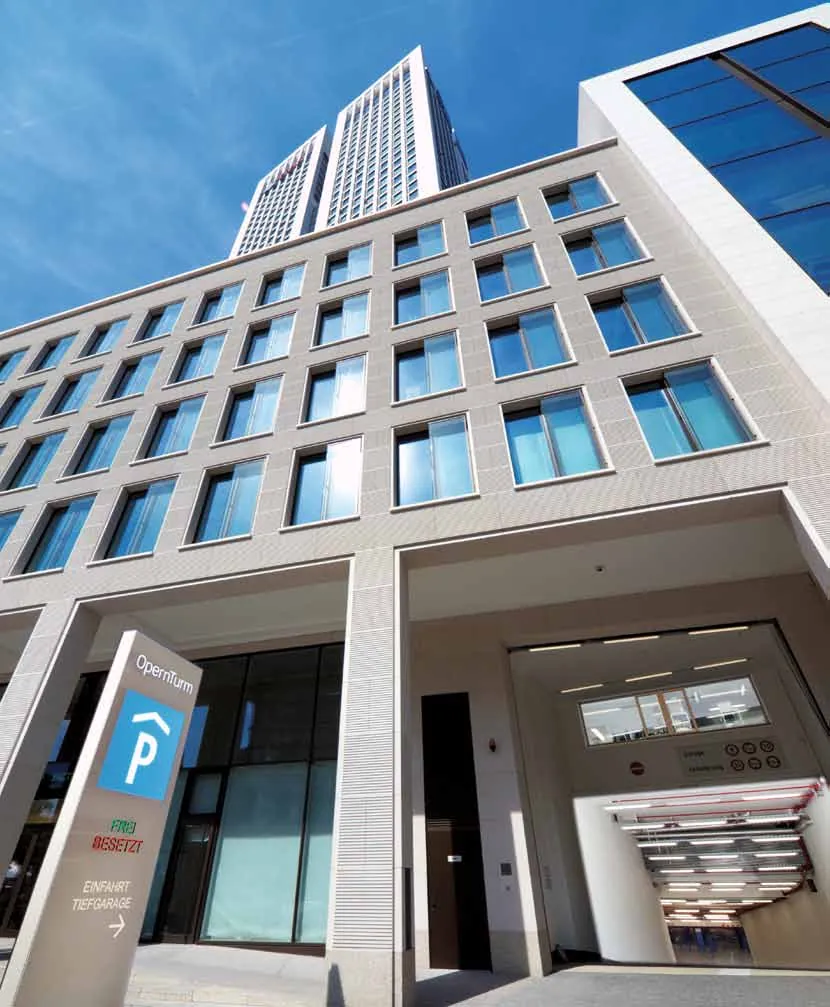 OpernTurm — Office tower, Frankfurt am Main, Germany